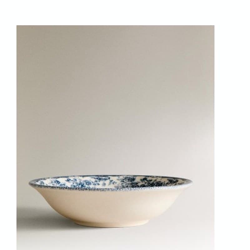 Tigela de cerâmica com estampa floral
