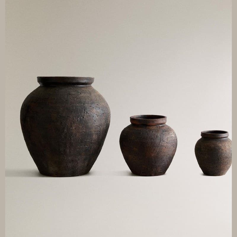 Vaso de cerâmica com textura