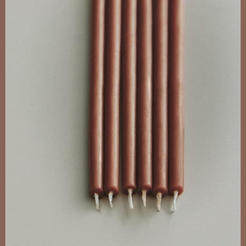 Conjunto de velas decorativas finas em cor toffee (10 un)